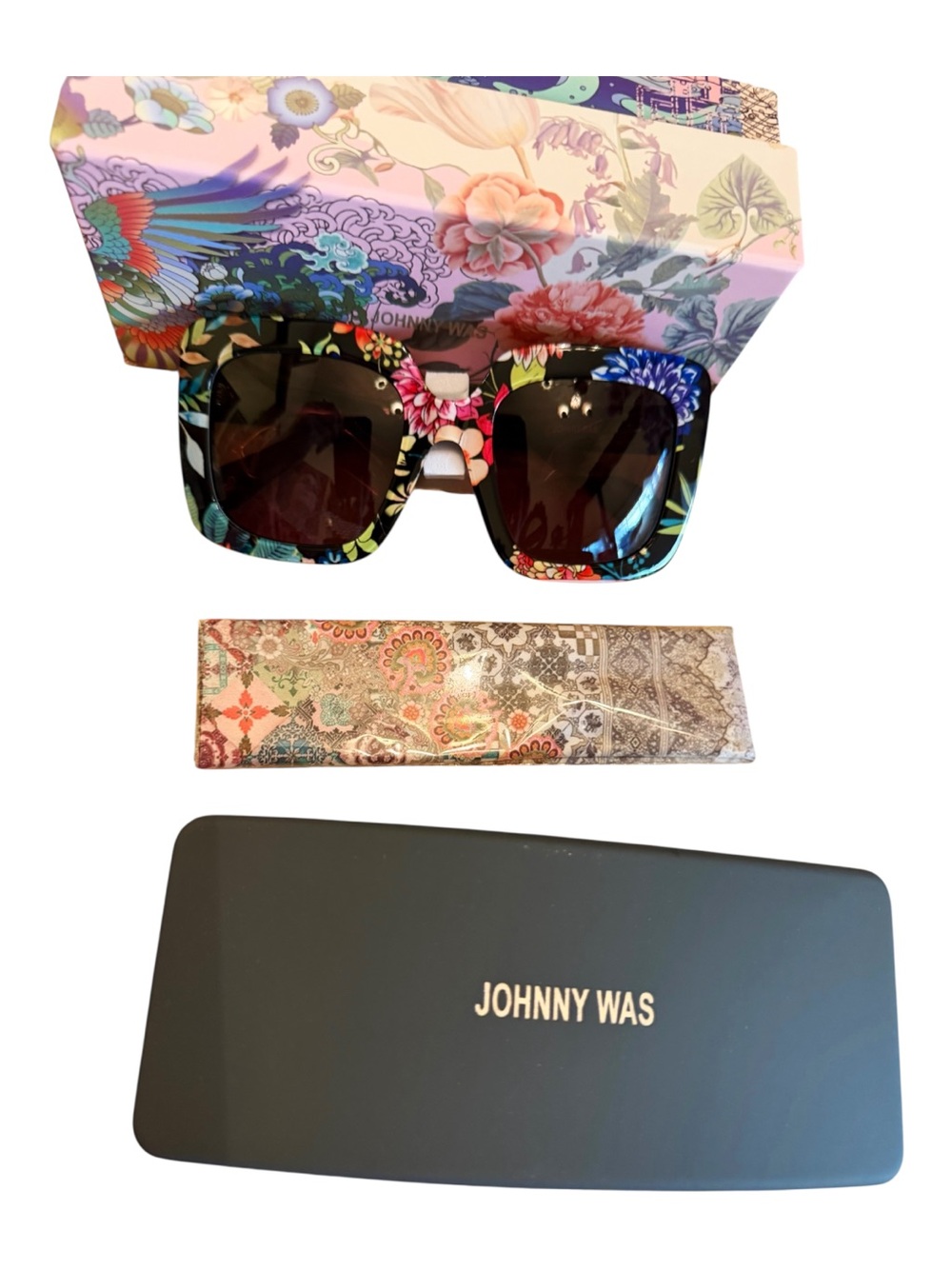 Johnny Was Sutton Printed Sunglasses Dreamer Noir Boho Square Box Set NWT - Picture 2 of 7